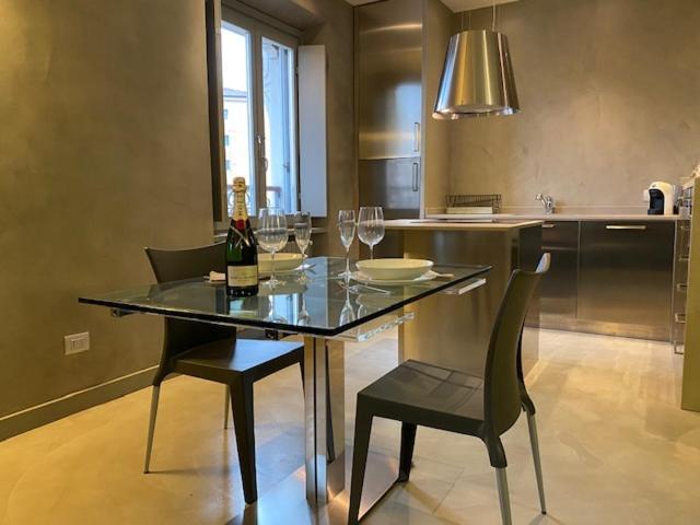 Spacious & Elegant Apartment Near Corso Como - Maroncelli Milão Exterior foto